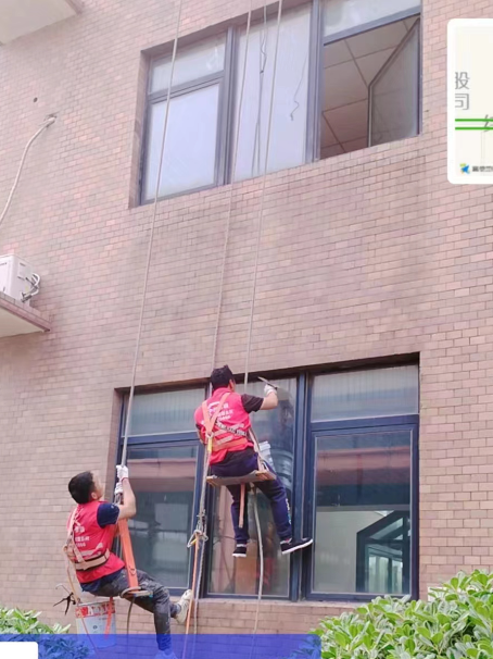 三山承接各类窗户玻璃维修